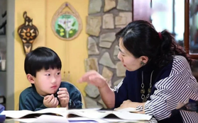 Nếu người mẹ có 3 kiểu tính cách dưới đây thì dù không cố ý, họ cũng đang vô tình kéo thấp EQ của con
