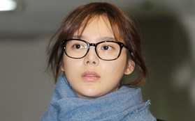  Người đẹp "dao kéo" Park Shi Yeon đã sinh bé gái 3kg