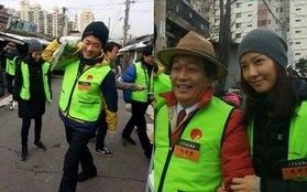 Vợ chồng Kwon Sang Woo “mướt mồ hôi” đi từ thiện