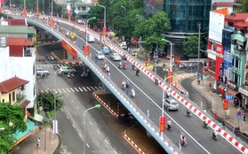 Cầu vượt mềm mại nhất Hà Nội chính thức thông xe