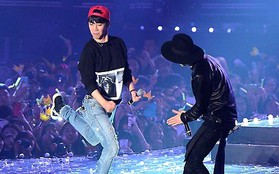 G-Dragon và Seungri "song kiếm hợp bích" chọc cười fan trên sân khấu