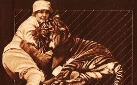 Cô nuôi dạy hổ gây kinh ngạc trong lịch sử