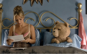 “Gấu bựa” Ted cưới vợ và muốn có con