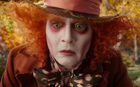 Alice trở lại Underland cứu Mad Hatter trong “Alice Through the Looking Glass”