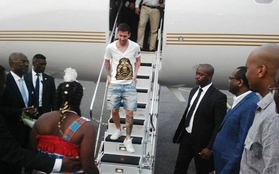 Messi bị chê “bẩn thỉu, bất lịch sự” khi gặp Tổng thống Gabon