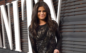 Selena Gomez già nua, kém sắc giữa dàn sao lớn ở tiệc hậu Oscar 2015