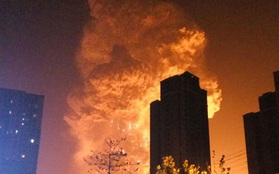 Trung Quốc: "Cầu lửa khổng lồ" trong trận nổ rung chuyển Thiên Tân