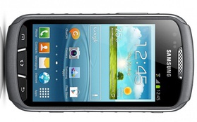Samsung ra mắt smartphone "khủng" cho dân mê "phượt"