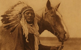 Cuộc sống "tôn thờ thiên nhiên" của người da đỏ cách đây 100 năm