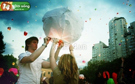 Cùng ngắm Lễ hội đèn trời lung linh của các bạn trẻ Nga