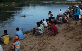 Xót xa 6 em học sinh tuổi 13 chết đuối ở đập nước