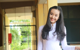 Hot girl Bảo Trân dự lễ Tri ân cùng teen Trần Hưng Đạo
