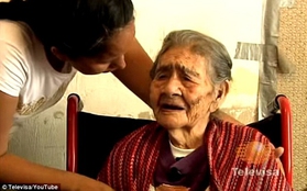 Cụ bà 127 tuổi ăn nhiều sô-cô-la để trường thọ