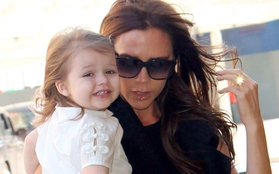 Victoria Beckham mong muốn bé Harper trở thành nhà thiết kế