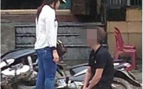 Nam thanh niên quỳ gối giữa đường xin lỗi bạn gái gây xôn xao cộng đồng mạng