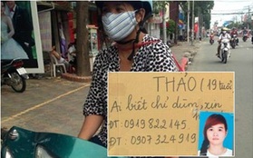 Xót xa người mẹ nhiều ngày đeo bảng chạy xe khắp Sài Gòn tìm con