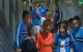 Lộ clip Mourinho và Casillas không thèm nhìn mặt nhau