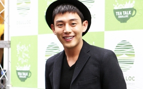 Yoo Ah In xông pha “Trận chiến trăm năm”