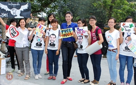 Hà Nội: Giới trẻ “ôm tự do” chào đón Nick Vujicic tới Việt Nam