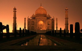 Taj Mahal, ngôi đền lung linh và tráng lệ 