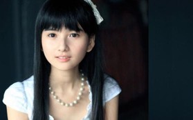 "Lộ diện" mỹ nhân 30 tuổi trẻ như... teen girl