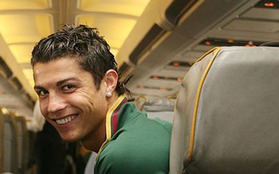 C.Ronaldo “chối bay” vụ qua đêm với gái gọi tuổi teen