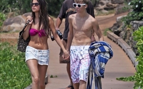 Chọn quần đi biển xì-kul như Justin Bieber 