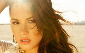 Demi Lovato trở lại với single cực ý nghĩa
