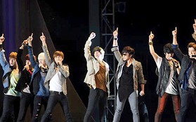 Super Junior lập hattrick trên Music Bank... từ xa 