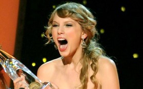 Taylor Swift – Từ tay trắng đến giật giải “khủng” nhất
