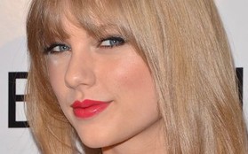 Taylor Swift trắng tay tại "ACAs 2011"
