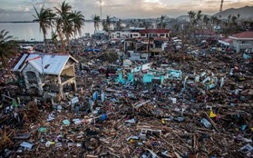 1 năm sau bão Haiyan, người dân Philippines vẫn sống trong khổ sở