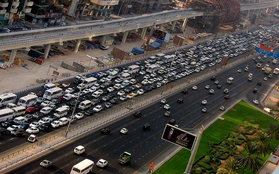 Dubai thưởng vàng cho người sử dụng phương tiện giao thông công cộng