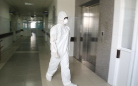 Xét nghiệm lần 3, ngừng cách ly người nghi nhiễm Ebola
