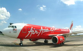 Thêm một sự cố của AirAsia Indonesia: máy bay chết máy kèm theo tiếng nổ lớn