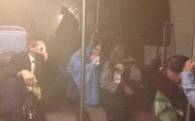 Khói bao trùm ga tàu điện ngầm ở Washington D.C, 68 người thương vong