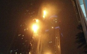 Chùm ảnh: Cháy lớn kinh hoàng tại tòa nhà chọc trời ở Dubai