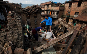Thủ tướng Nepal: "10.000 người có thể thiệt mạng vì động đất"