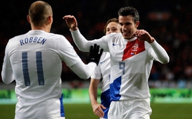 Hà Lan 4-0 Rumani: Chênh lệch đẳng cấp