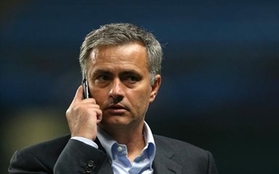 Mourinho hé lộ khả năng về lại Chelsea