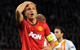 Man United mất Vidic trong 8 tuần