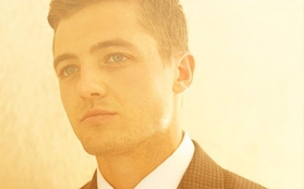 Vẻ đẹp đầy hấp dẫn của cầu thủ đồng tính Robbie Rogers