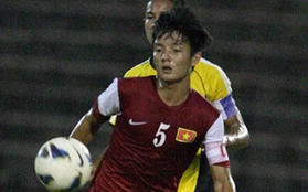 Một cầu thủ bị loại khỏi U19 Việt Nam vì lối đá thô bạo