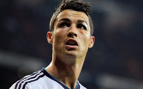 Ronaldo xấu hổ vì khoe khoang là "người đàn ông giàu có, đẹp trai và tài giỏi"