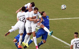 Italia 0-1 Uruguay: Bàn thắng vàng của Godin