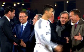 Vì sao Ronaldo từ chối bắt tay Chủ tịch Michel Platni?