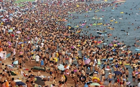 Hình ảnh ấn tượng về sự đông đúc của dân số thế giới