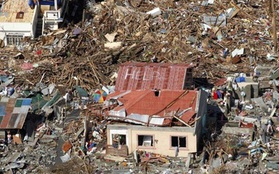 Lời kêu cứu trên đống đổ nát của nạn nhân vùng bão Haiyan