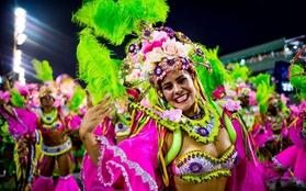 Choáng ngợp trước lễ hội Carnival rực rỡ sắc màu