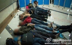 Xác người nằm la liệt trong cuộc tấn công đẫm máu tại ga Trung Quốc